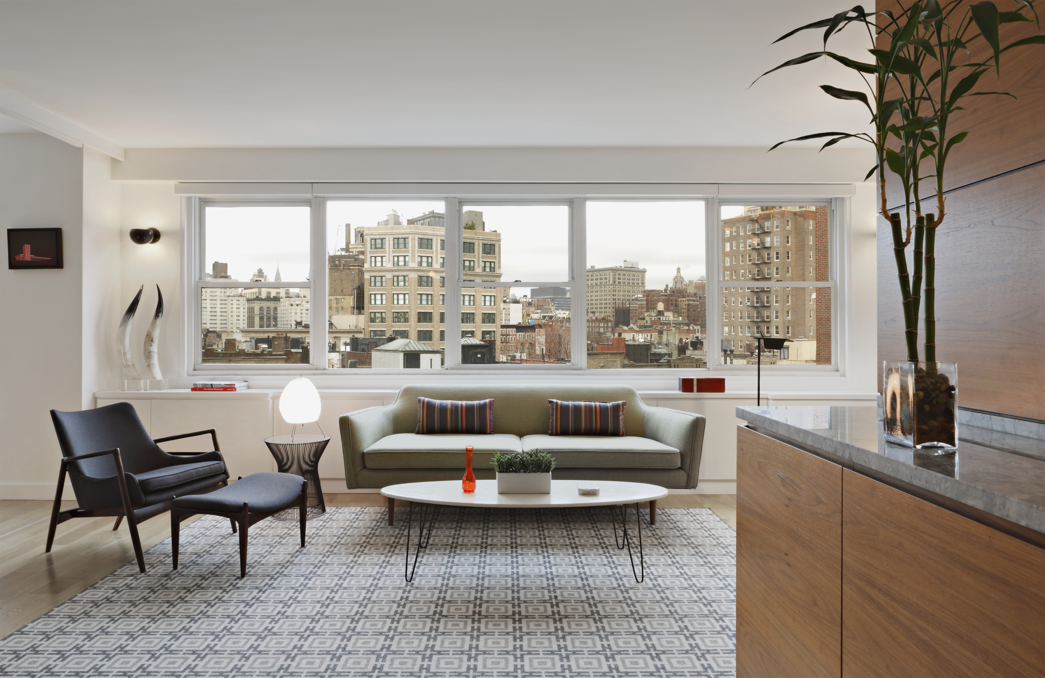 10 useful gadgets for your first apartment